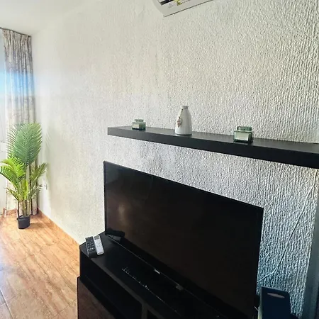 Estudio Con Piscina Pleno Centro * Torremolinos